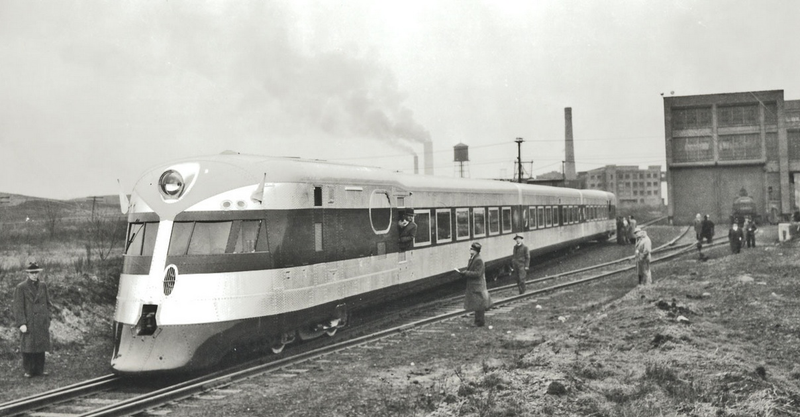 Illustration for article titled The Zeppelin Train, The Aerotrain And Other Classic Streamlined Trains